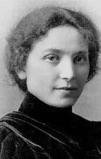 Se crea el baloncesto femenil