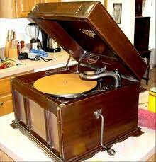 Victor Orthophonic Victrola Phonograph