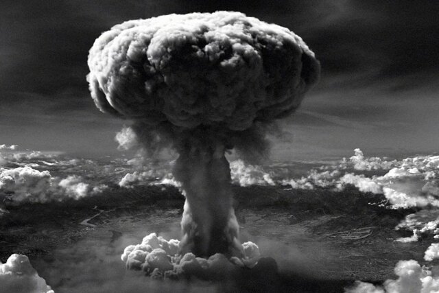 Bombardeo a Hiroshima y Nagasaki