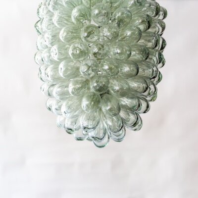 Craftsmen in Syria create blown glass