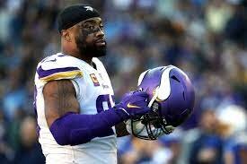 Everson Griffen Crashes Car While Swerving To Not Hit Deer