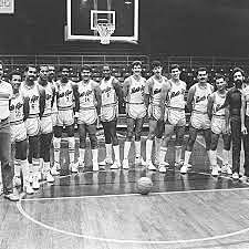 Clark Flores fundo el equipo Transmisiones