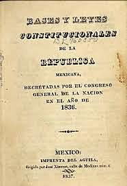 México obtiene su primera constitución