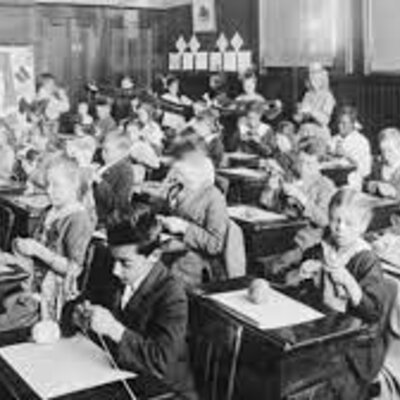 Timeline: EVOLUCION EN LA EDUCACION INCLUSIVA