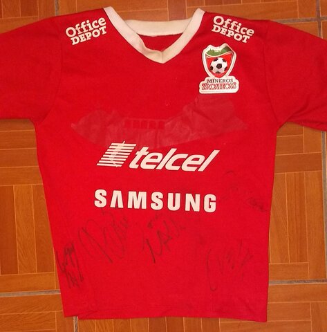 ME AUTOGRAFIARON MI PLAYERA DE LOS MINEROS