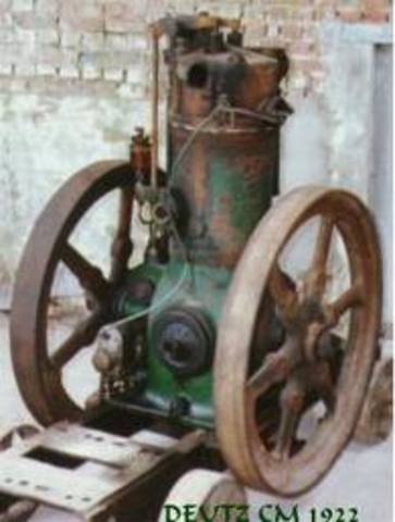 first internal combustion engine