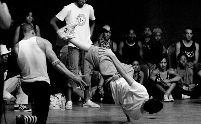 MOVIMENTO CONTRACULTURA