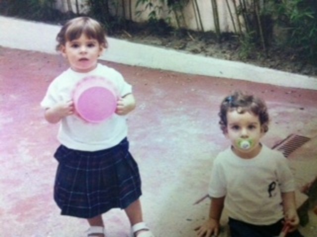 primeiro ano da Thais na escola