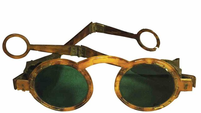 Invención de las gafas