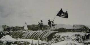 viet minh soldiers over throw the french base