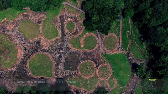 monumento de guayabo