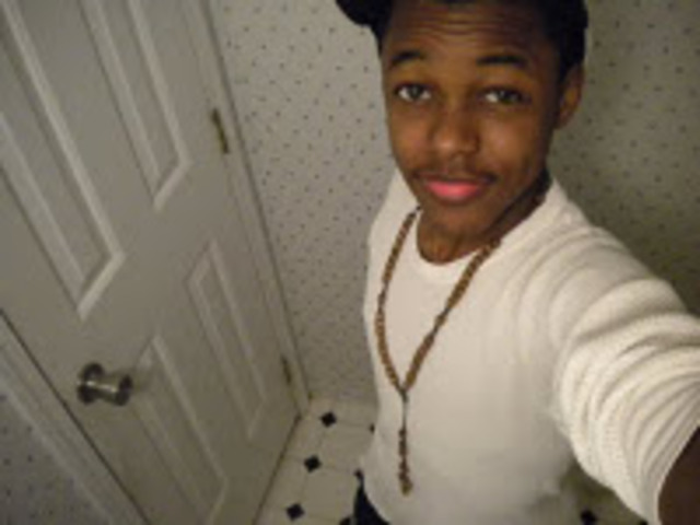 DEPT/UNIV. SERVICE: High school students produce multimedia package (Open in new window)