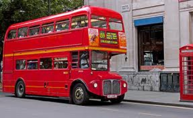 autobus Routermaster diseñado por Douglas Scott