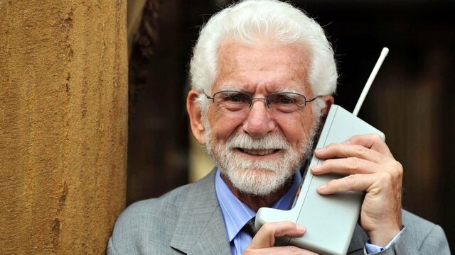 Dyna-Trac El primer telefono movil