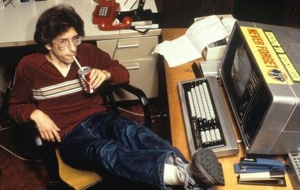 Primer virus y primer antivirus