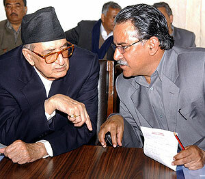 Alianza entre guerrilla y gobierno en Nepal