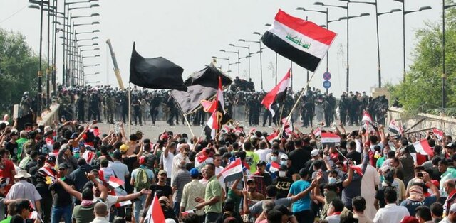 En països àrabs la gent comença a fer protestes contra els governs totalitaris que hi ha aquí