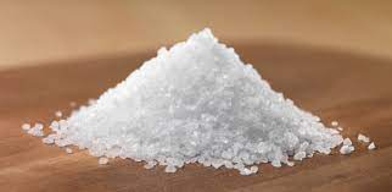 Paracelso descubrió el compuesto químico sal