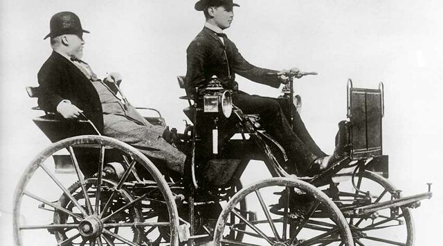 Design by Gottlieb Daimler and Willhelm Maybach