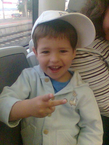 Nace mi hermano Santi, ¡Ya somos ocho!