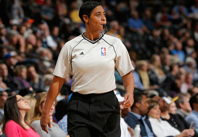 Primera Árbitro Mujer