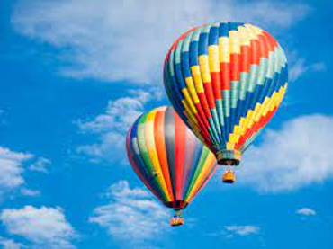 Gay-Lussac asciende a seis kilómetros de altura en un globo para comprobar la composición del aire a grandes alturas.