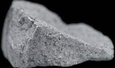 Berzelius descubre el selenio.