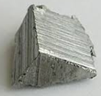 Mosander descubre el erbio