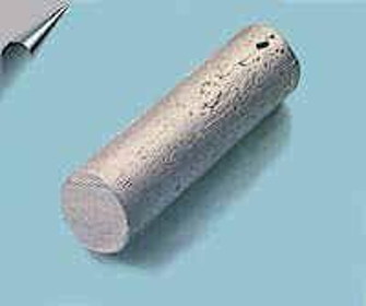 William Crookes descubre el talio.