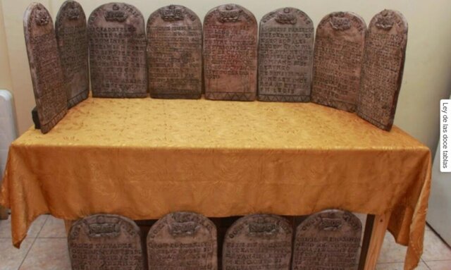 La ley de las  Doce Tablas