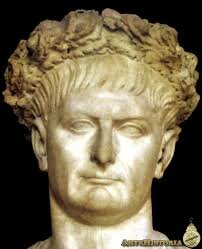 NACIMIENTO DE TRAJANO