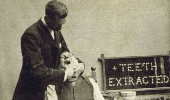 Odontologia en los siglos XVlll y XlV