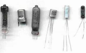 Transistores (segunda generación de transistores y sistemas por lotes)