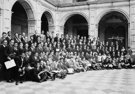 Se crea la secretaría de instrucción conocida como Secretaría de Educación Pública (SEP) hoy en día