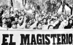 Inicia el conflicto magisterial que coincidió con el movimiento sindical de los gremios ferrocarrilero, petrolero y de telefonistas, así como con la agitación de estudiantes del Politécnico y de la Universidad.