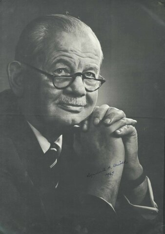 Lyndall F. Urwick (1891 - 1983)