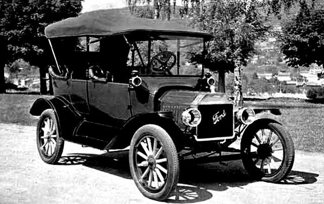 Automóviles Edad Moderna