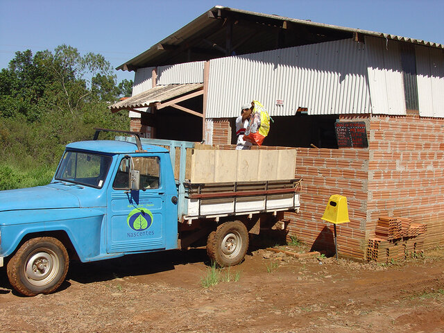 Início da coleta seletiva de resíduos sólidos no Bairro Demétria