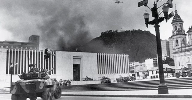 Asaltan el palacio de justicia