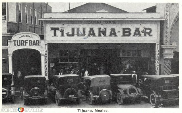 Turismo contemporaneo en México (nacimiento)