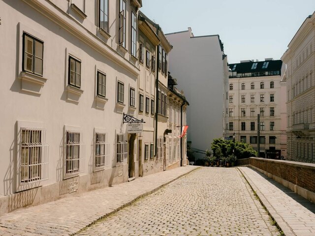 First travel to Vienna