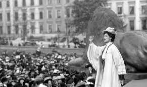 The argument of the stone