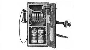 PRIMERA LINEA TELEFÓNICA