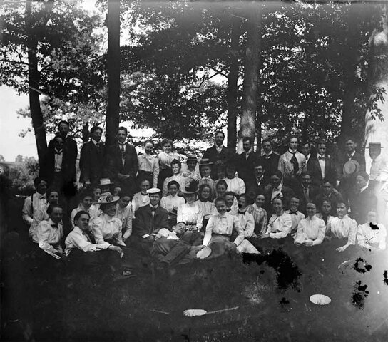 Oberlin College Admits Women to Baccalaureate Programs