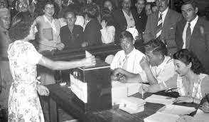 Implementación del derecho al voto y al sufragio femenino