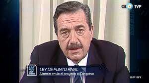 Promulgación de la Ley de Punto Final