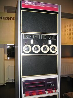 Ordenadores de cuarta generacion. PDP-10