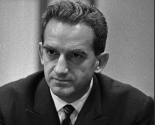 Постановление А. Пейерефитта "Определение профессии консультанта в области PR и пресс-атташе"