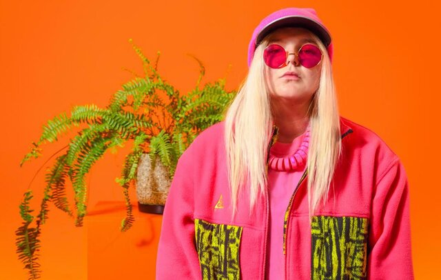 TONES AND I - DANCE MONKEY