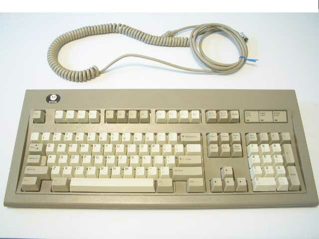 Primer teclado para ordenador